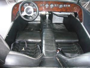 {short description of image}